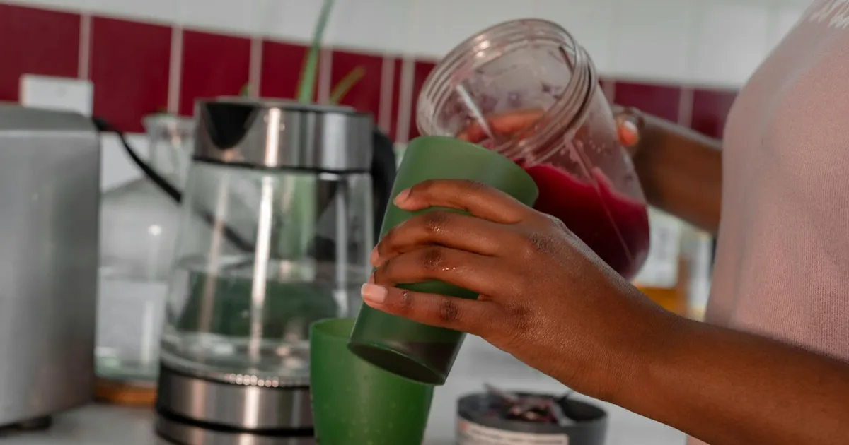 The Best Blender for Smoothies Under $50: Magic Bullet Blender is Our Top Pick